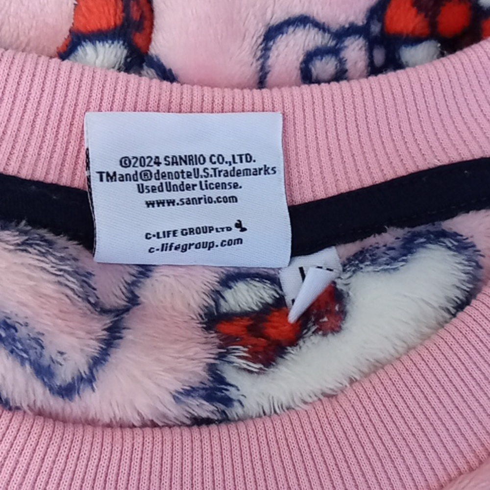 Hello Kitty Plush Long Sleeve Top - Picture 6 of 16